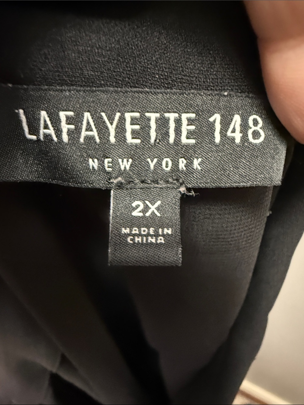 Lafayette 148 New York Scottie Silk Button-Up Blouse 2X - Picture 6 of 7